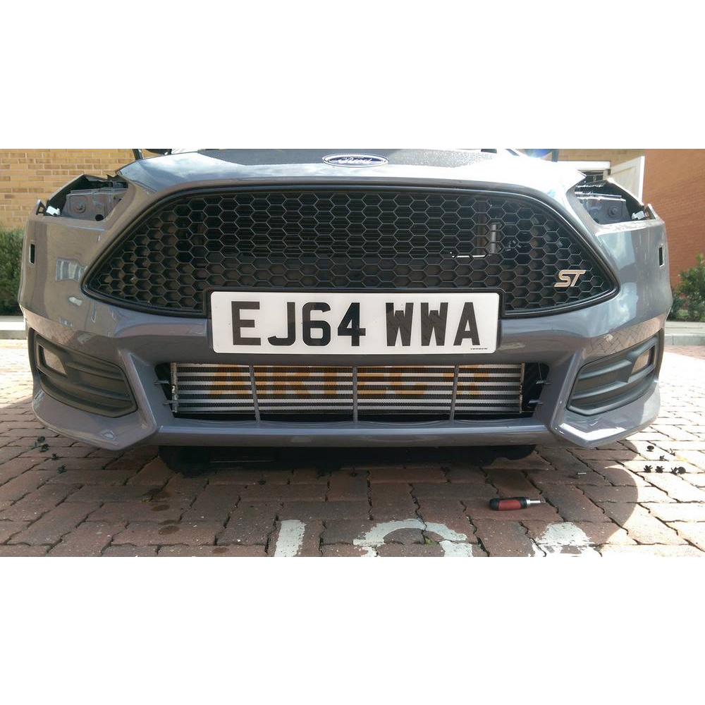 Focus MK3 ST 250 (FACELIFT) Stage 2 Airtec Intercooler upgrade with RS style scoop - Wayside Performance