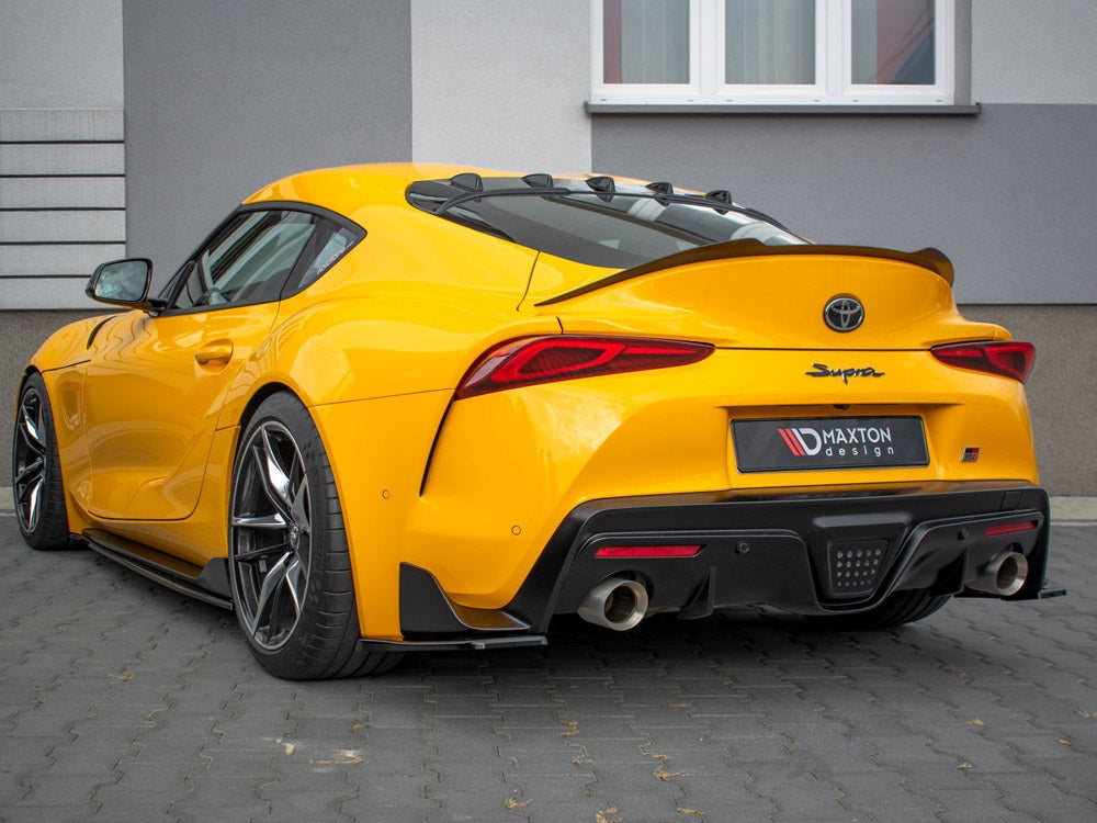Extension of the Rear Window Toyota Supra Mk5 (2019-) - Wayside Performance 