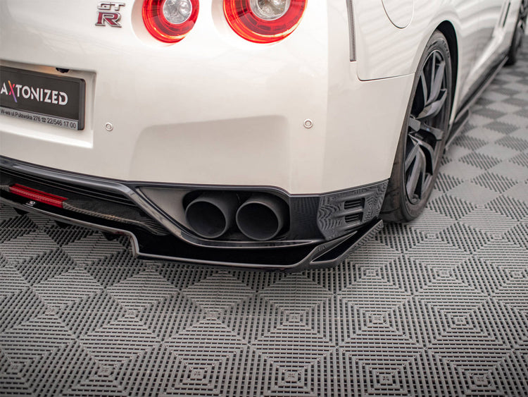 Central Rear Splitter (Vertical Bars) Nissan Gtr R35 Facelift - Wayside Performance 