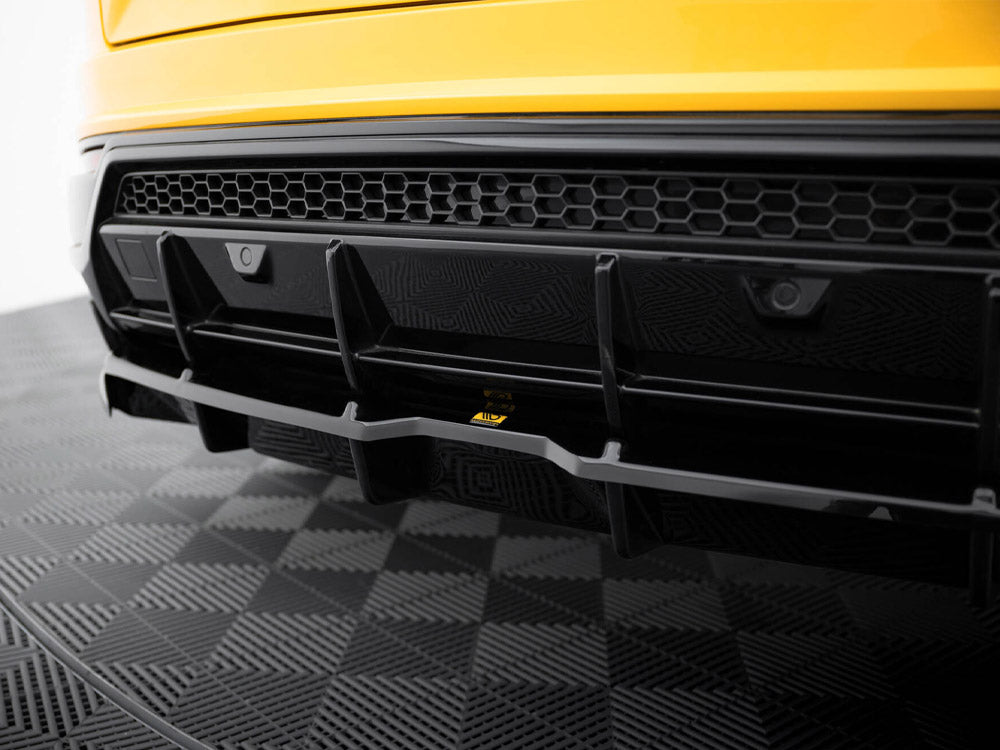 Central Rear Splitter (Vertical Bars) Lamborghini URUS Mk1 - Wayside Performance 
