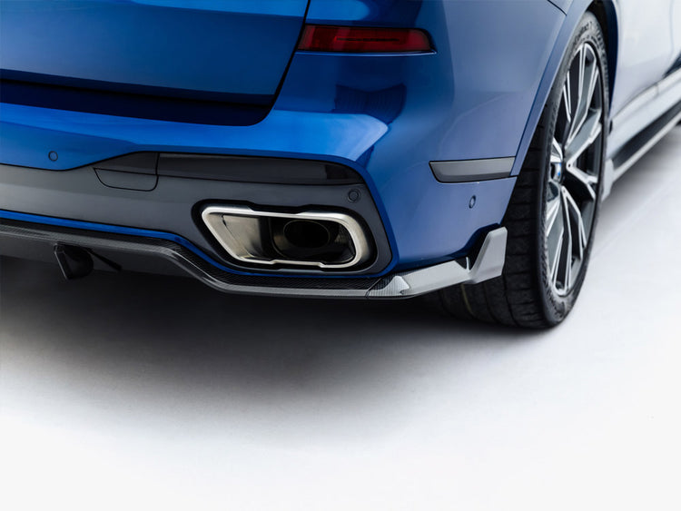 Maxton Design Prepreg Carbon Fiber Rear Diffuser BMW X7 M-Pack G07 / G07 Facelift (version with towbar) - Wayside Performance 