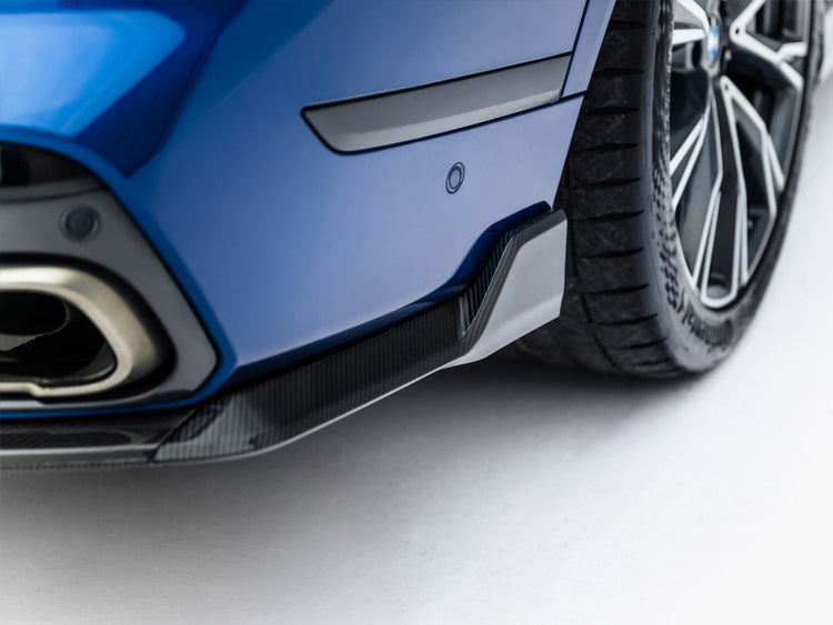 Maxton Design Prepreg Carbon Fiber Rear Diffuser BMW X7 M-Pack G07 / G07 Facelift (version with towbar) - Wayside Performance 