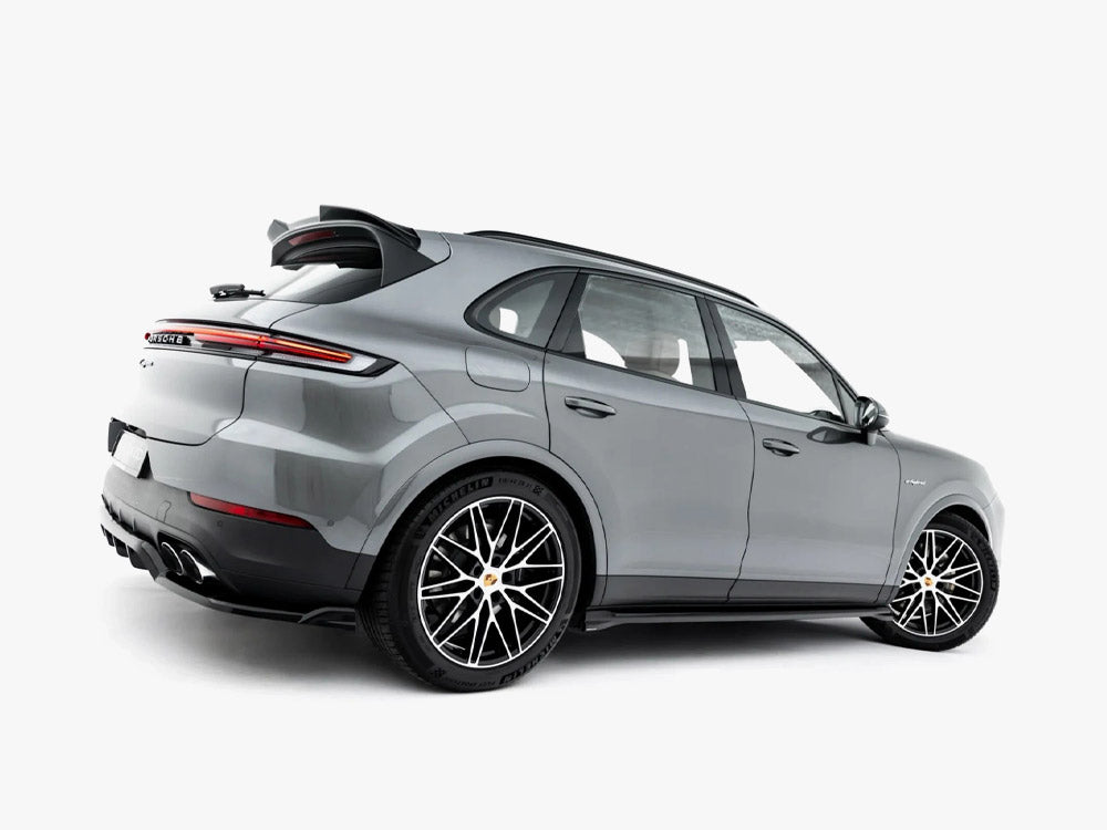 Maxton Design Porsche Cayenne Mk3 facelift side skirt diffusers, V.1 style, for SUV and coupe body styling in black finish.