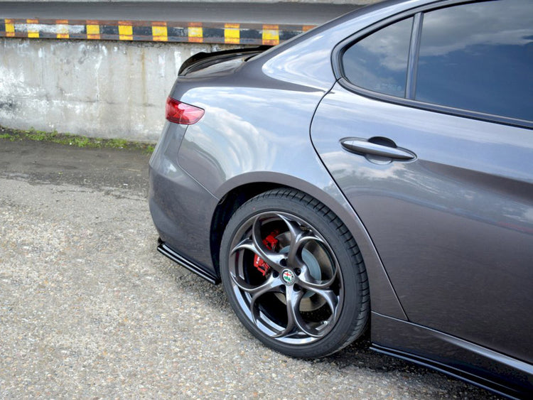 Rear Side Splitters Alfa Romeo Giulia Veloce (2015-2019) - Wayside Performance 