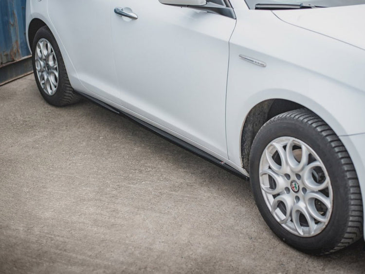 Side Skirts Diffusers Alfa Romeo Giulietta Facelift (2016-2020) - Wayside Performance 
