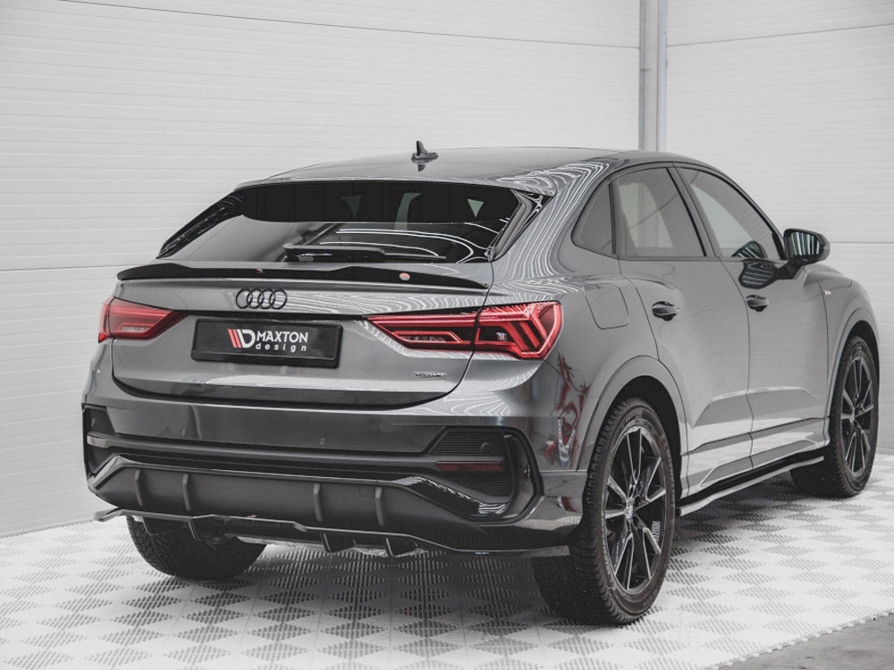 Central Rear Splitter (Vertical Bars) Audi Q3 Sportback S-Line - Wayside Performance 