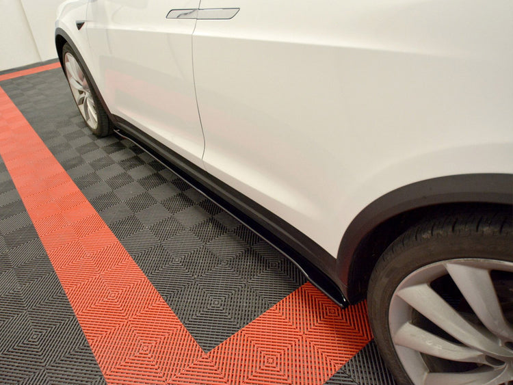 Side Skirts Diffusers V.2 Tesla Model X (2015-) - Wayside Performance 