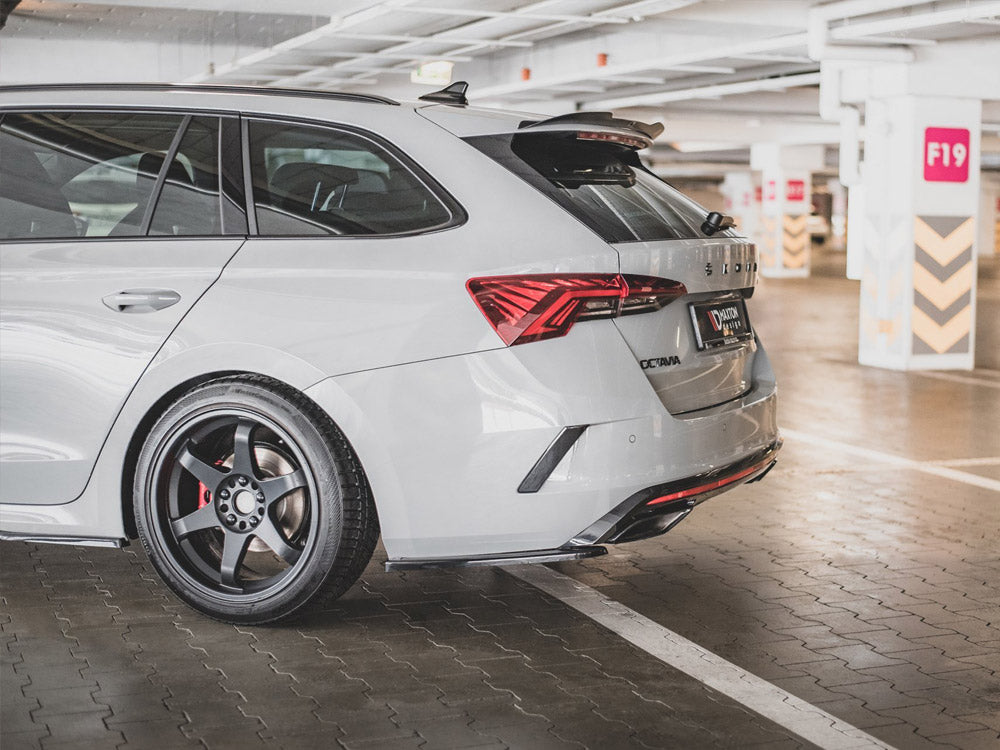 Rear Side Splitters V1 Skoda Octavia RS MK4 (2020-) - Wayside Performance 