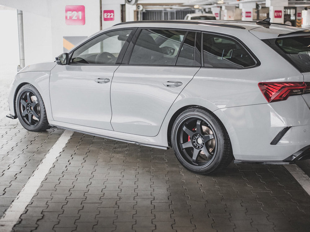 Side Skirts Diffusers V1 Skoda Octavia RS MK4 (2020-) - Wayside Performance 