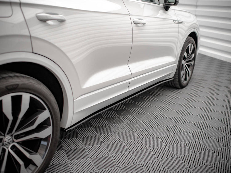 Side Skirts Diffusers VW Touareg R-line MK3 (2018-) - Wayside Performance 