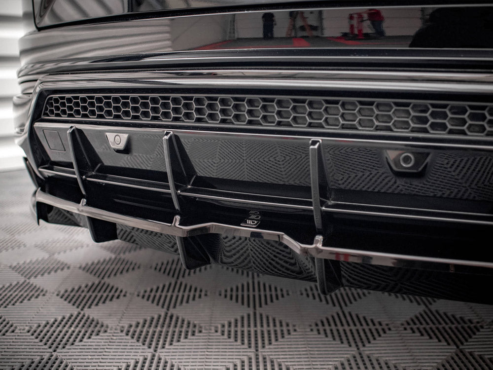 Central Rear Splitter (Vertical Bars) Lamborghini URUS Mk1 - Wayside Performance 