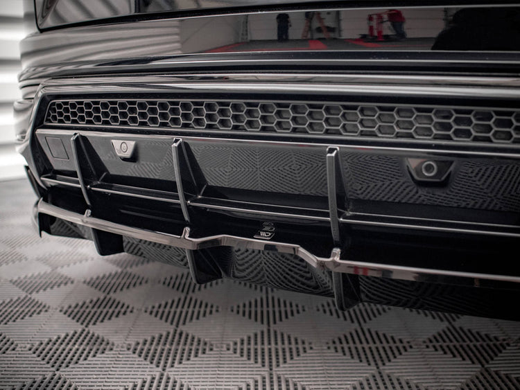Central Rear Splitter (Vertical Bars) Lamborghini URUS Mk1 - Wayside Performance 