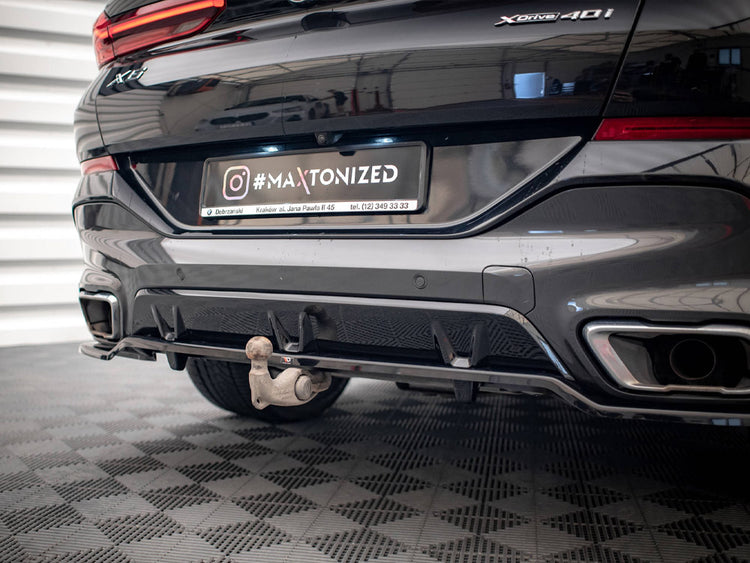 Central Rear Splitter (Vertical Bars) V.3 BMW X6 M-Pack G06 - Wayside Performance 