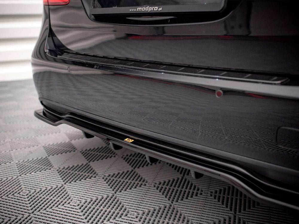 Central Rear Splitter (Vertical Bars) Mercedes B W246 Facelift - Wayside Performance 