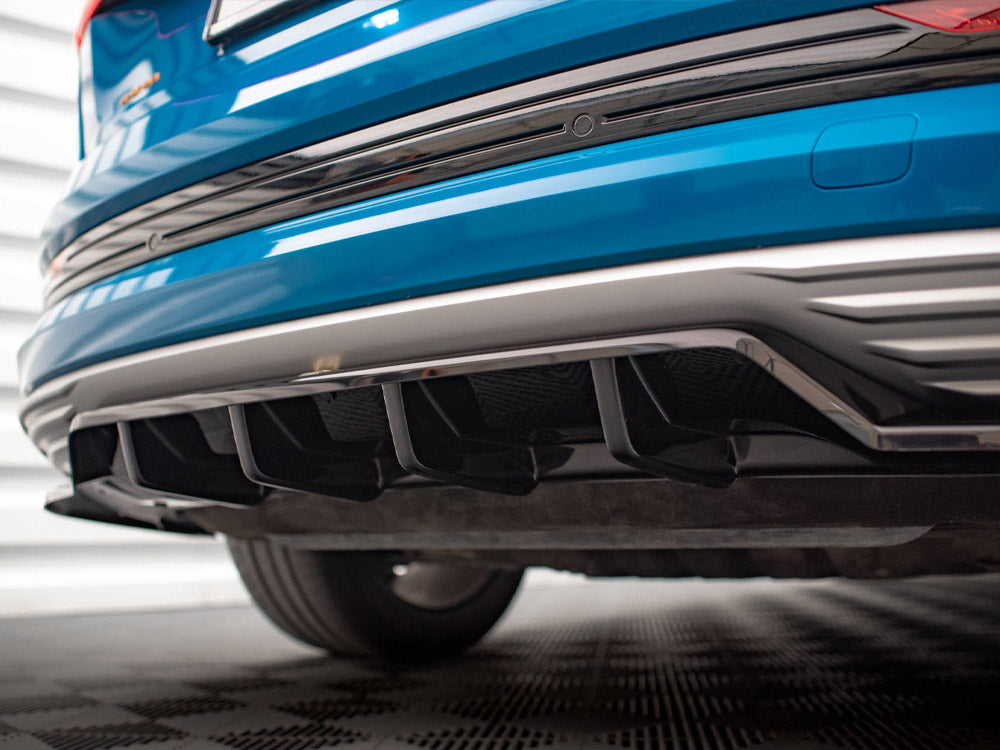 Central Rear Splitter (Vertical Bars) Audi e-Tron - Wayside Performance 
