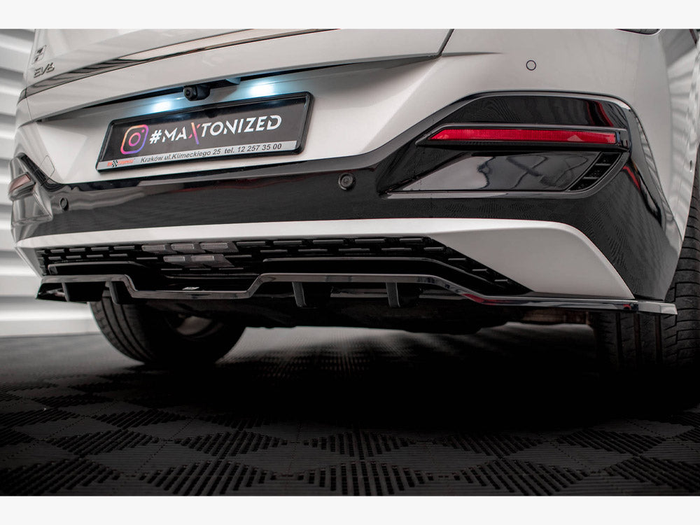 Central Rear Splitter (Vertical Bars) Kia EV6 GT-Line Mk1 - Wayside Performance 