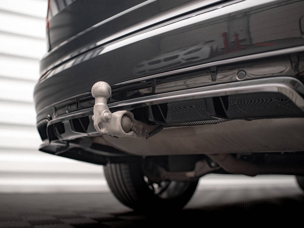 Central Rear Splitter (Vertical Bars) Volvo XC90 R-Design Mk2 Facelift - Wayside Performance 