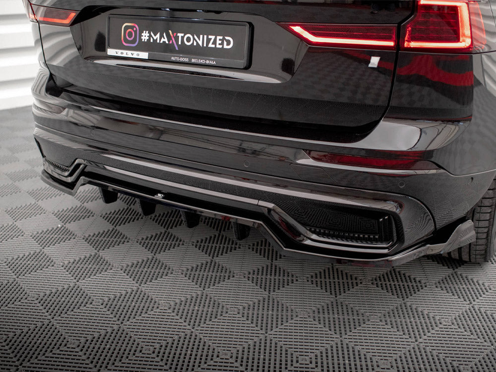 Central Rear Splitter (Vertical Bars) Volvo XC60 R-Design Mk2 Facelift - Wayside Performance 