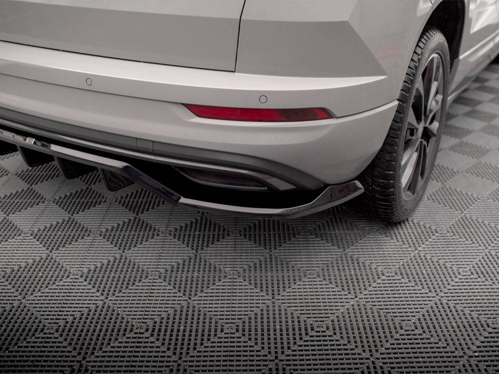 Central Rear Splitter (Vertical Bars) Skoda Karoq Sportline Mk1 Facelift - Wayside Performance 