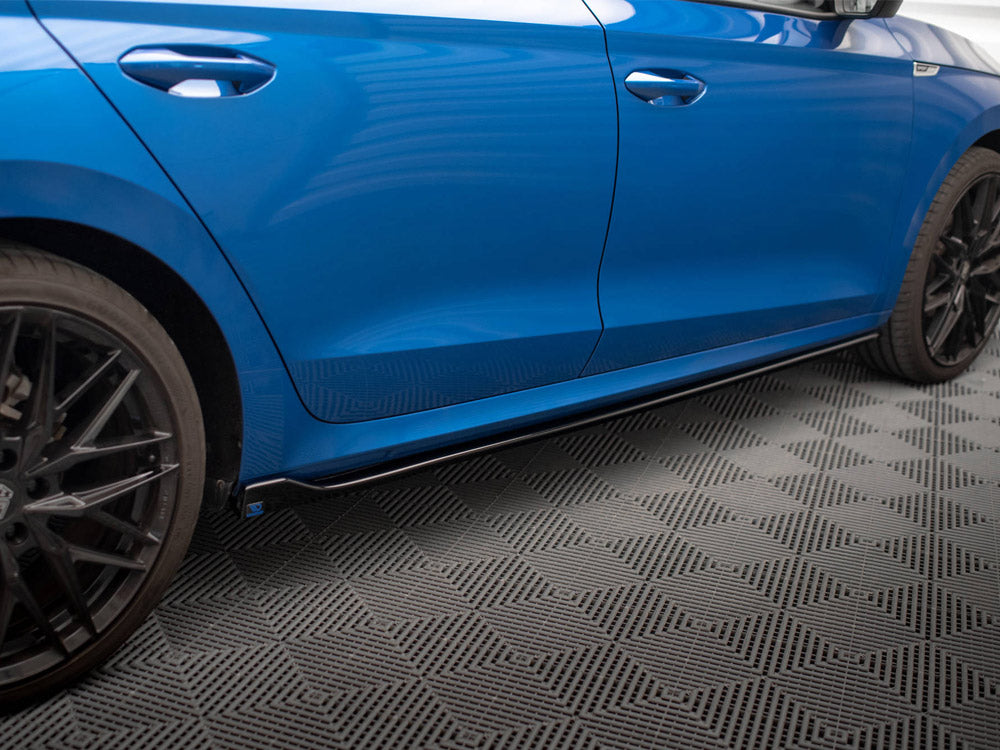 Side Skirts Diffusers V.1 Skoda Octavia Mk4 - Wayside Performance 