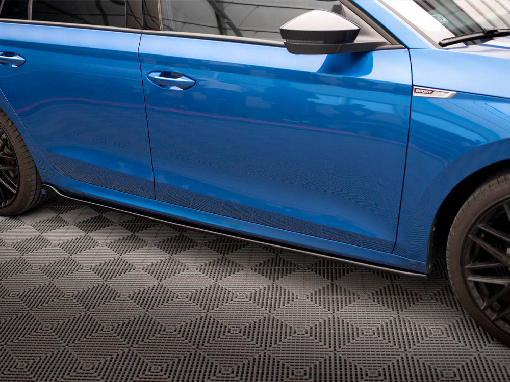 Side Skirts Diffusers V.1 Skoda Octavia Mk4 - Wayside Performance 