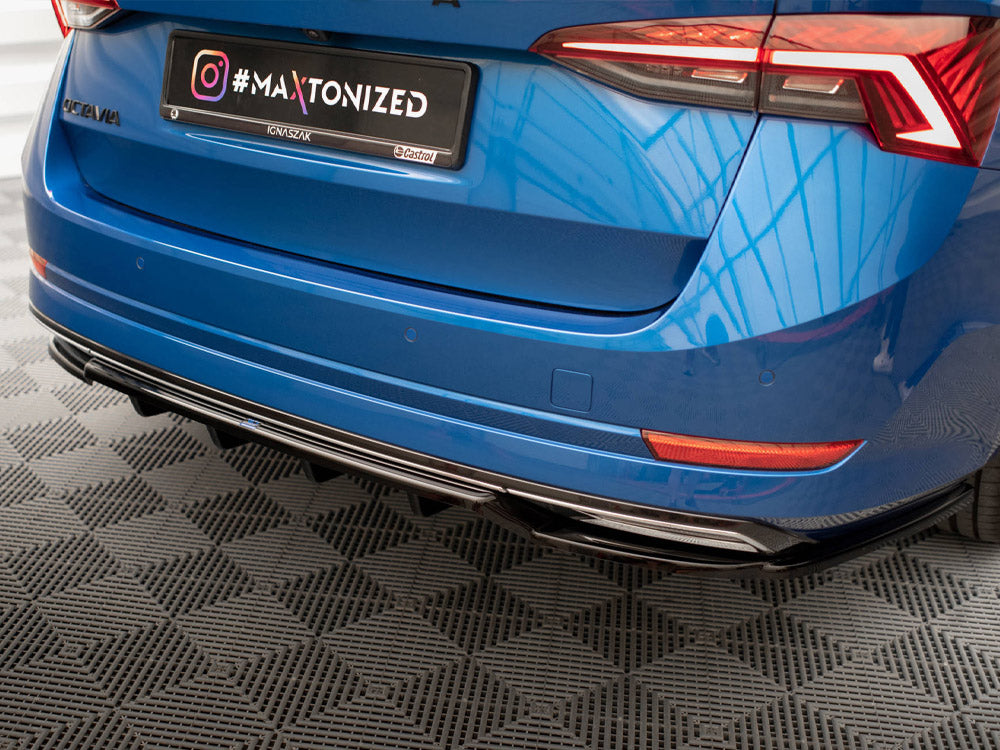 Central Rear Splitter (Vertical Bars) Skoda Octavia Sportline Mk4 - Wayside Performance 