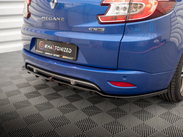 Central Rear Splitter (Vertical Bars) Renault Megane GT Line Grandtour Mk3 Facelift - Wayside Performance 