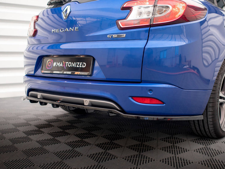 Central Rear Splitter (Vertical Bars) Renault Megane GT Line Grandtour Mk3 Facelift - Wayside Performance 