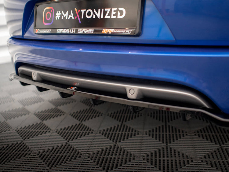 Central Rear Splitter (Vertical Bars) Renault Megane GT Line Grandtour Mk3 Facelift - Wayside Performance 