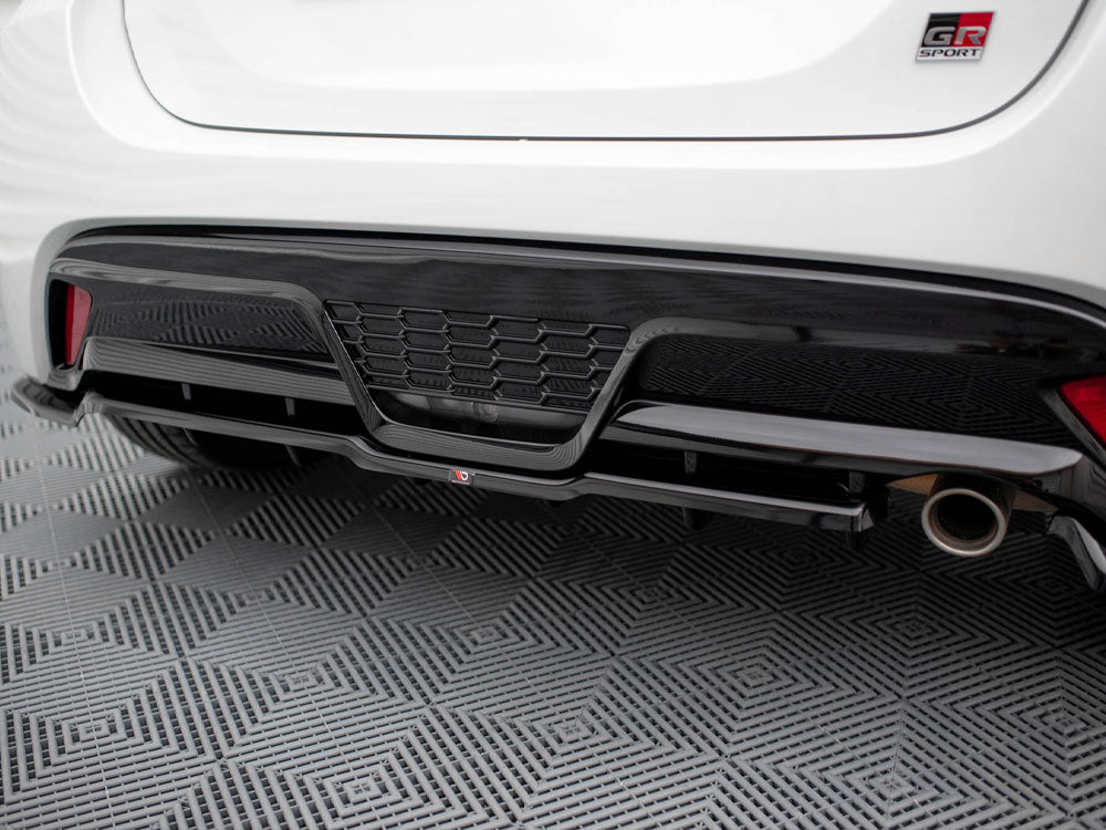 Central Rear Splitter (Vertical Bars) Toyota Yaris GR Sport Mk4 - Wayside Performance 