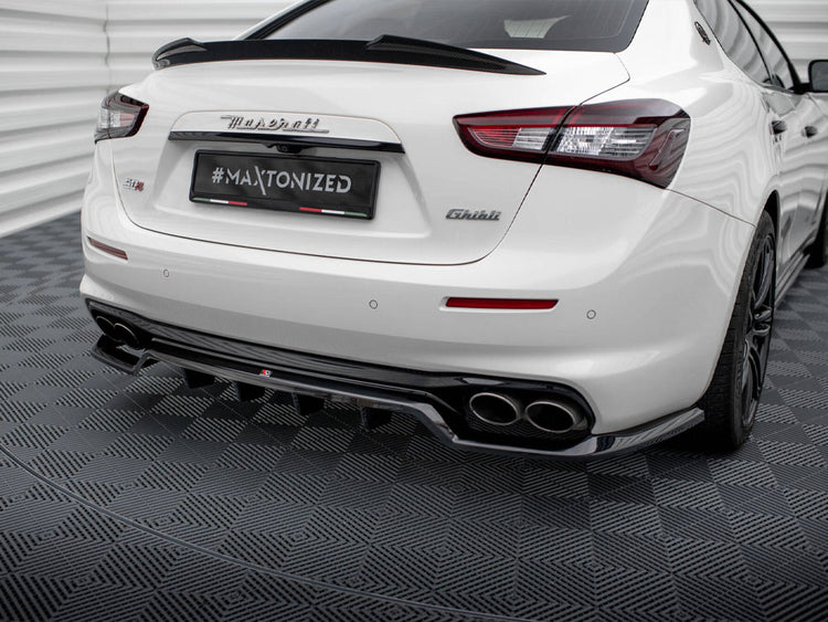 Central Rear Splitter (Vertical Bars) Maserati Ghibli Mk3 Facelift - Wayside Performance 
