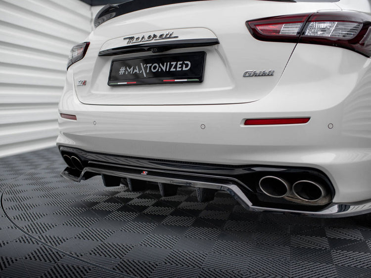 Central Rear Splitter (Vertical Bars) Maserati Ghibli Mk3 Facelift - Wayside Performance 