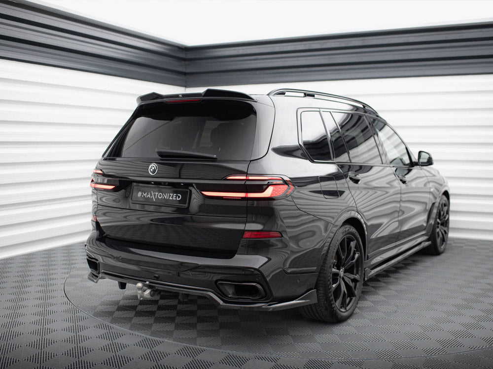 Central Rear Splitter (Vertical Bars) BMW X7 M-Pack G07 Facelift - Wayside Performance 