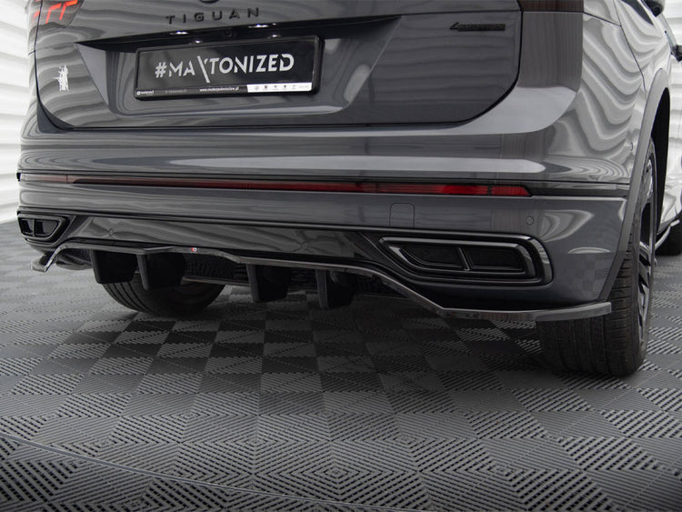 Central Rear Splitter (Vertical Bars) Volkswagen Tiguan R-Line Mk2 Facelift - Wayside Performance 