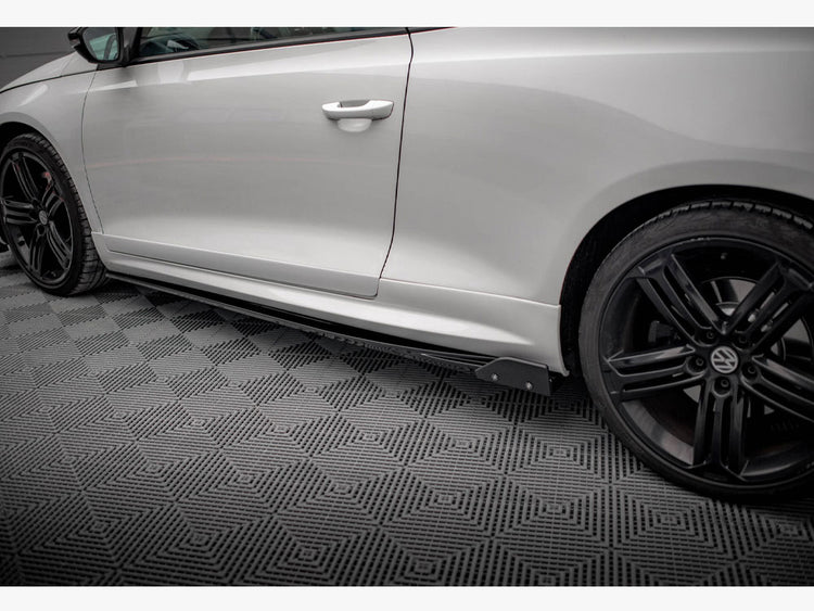 Side Skirts Diffusers V.2 + Flaps Volkswagen Scirocco R Mk3 - Wayside Performance 