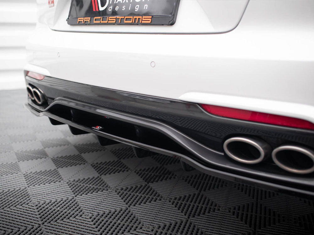 Central Rear Splitter (Vertical Bars) Kia Stinger Mk1 - Wayside Performance 
