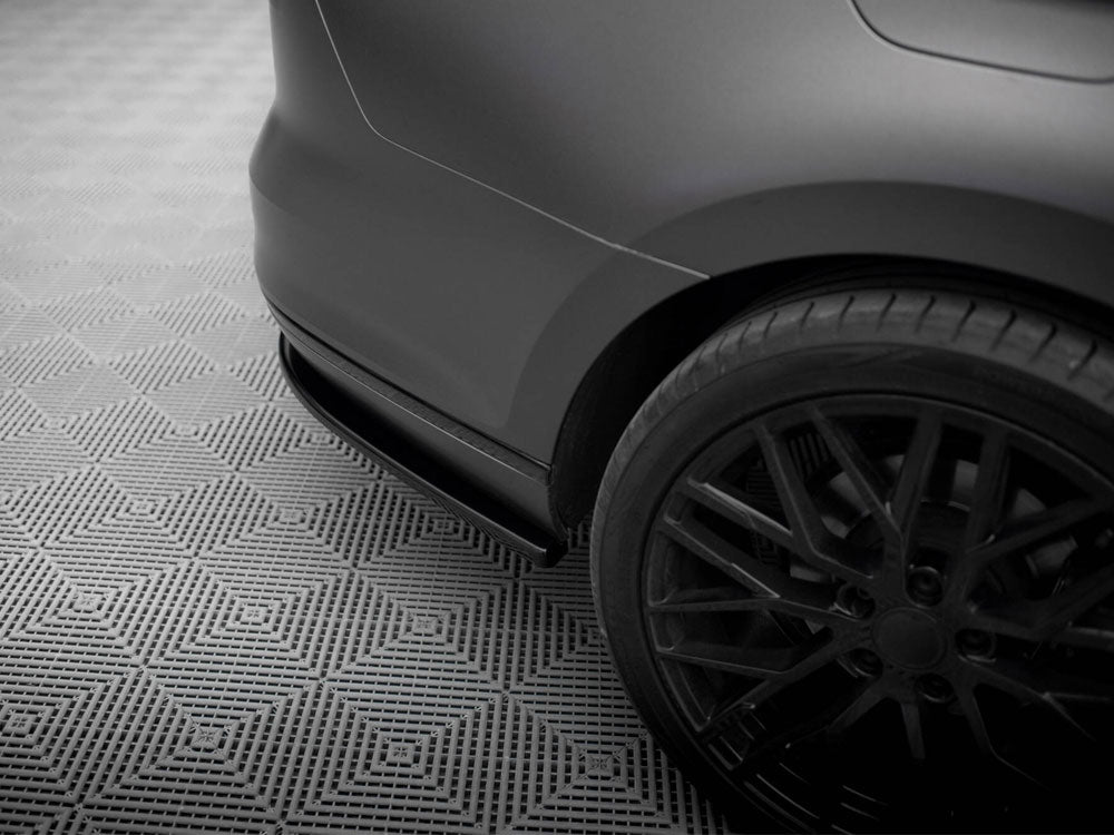 Central Rear Splitter (Vertical Bars) Volkswagen Passat R-Line B8 - Wayside Performance 