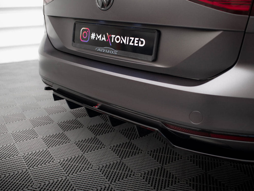 Central Rear Splitter (Vertical Bars) Volkswagen Passat R-Line B8 - Wayside Performance 