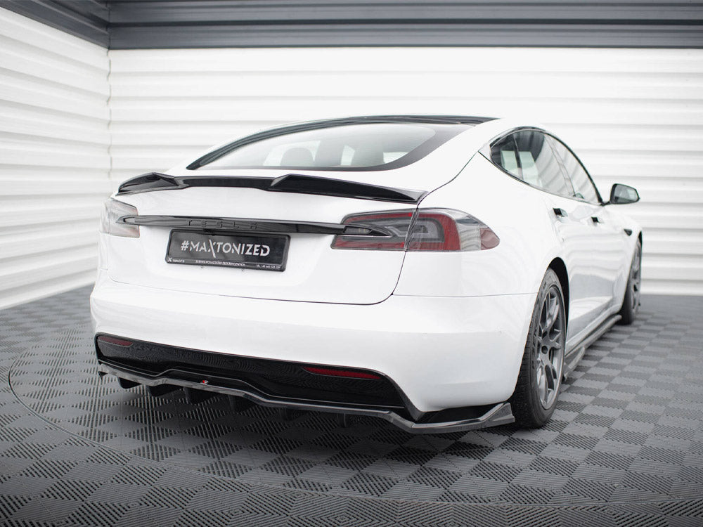 Central Rear Splitter (Vertical Bars) V.1 Tesla Model S Plaid Mk1 Facelift - Wayside Performance 
