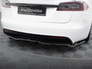 Central Rear Splitter (Vertical Bars) V.2 Tesla Model S Plaid Mk1 Facelift - Wayside Performance 