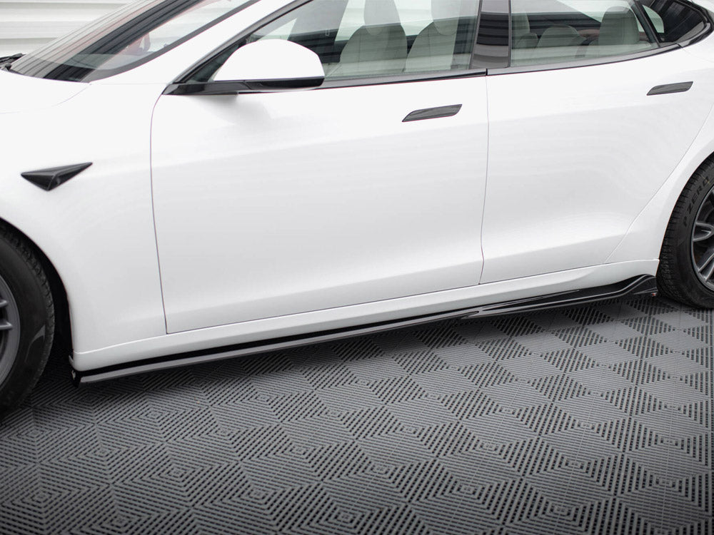Side Skirts Diffusers V.1 Tesla Model S Plaid Mk1 Facelift - Wayside Performance 