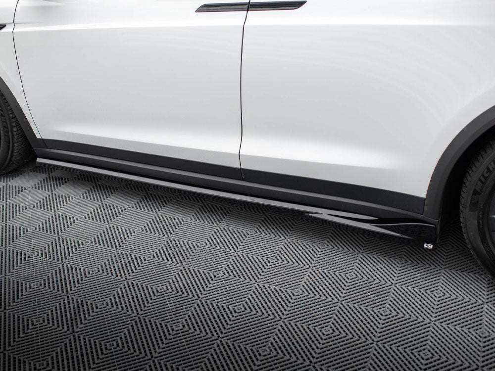 Side Skirts Diffusers Tesla Model X Mk1 Facelift - Wayside Performance 