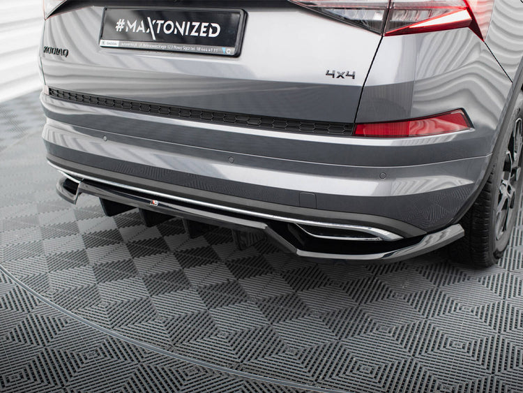 Central Rear Splitter (Vertical Bars) Skoda Kodiaq Sportline Mk1 Facelift - Wayside Performance 
