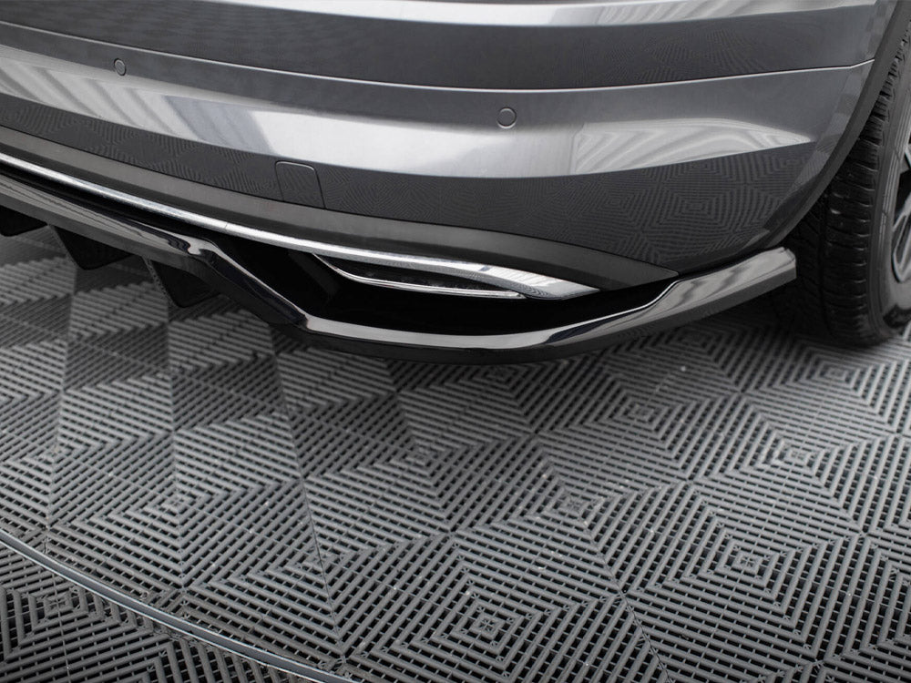 Central Rear Splitter (Vertical Bars) Skoda Kodiaq Sportline Mk1 Facelift - Wayside Performance 
